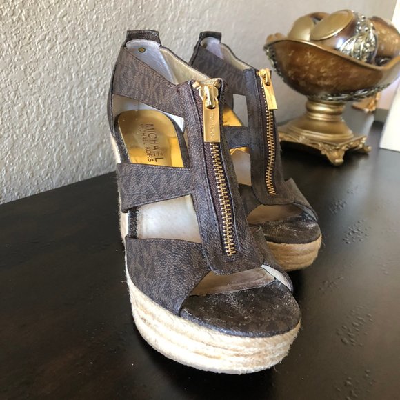 MICHAEL Michael Kors Damita Platform Wedge Sandals - Picture 4 of 6